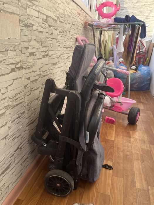 Продам прогудочную коляску Teknum