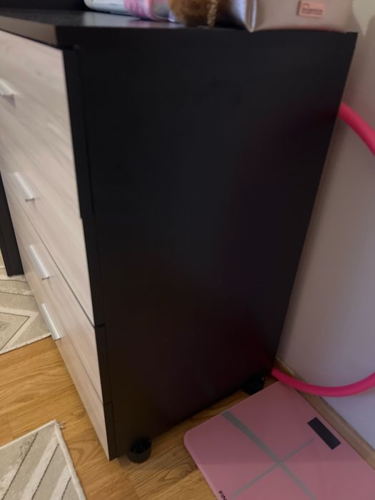 Трикрилен гардероб с надстройка