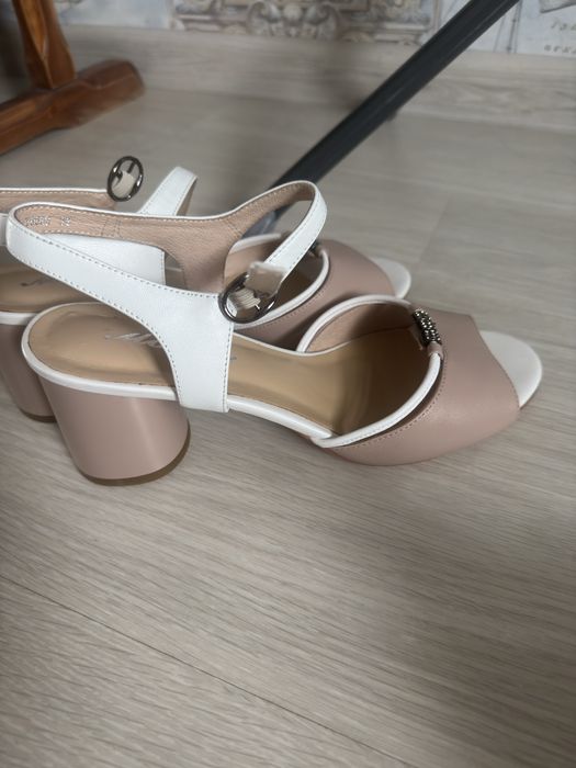 Туфли, босоножки