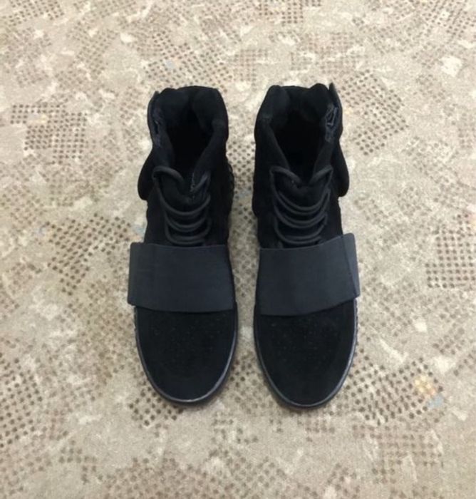 Adidas “Yeezy750”