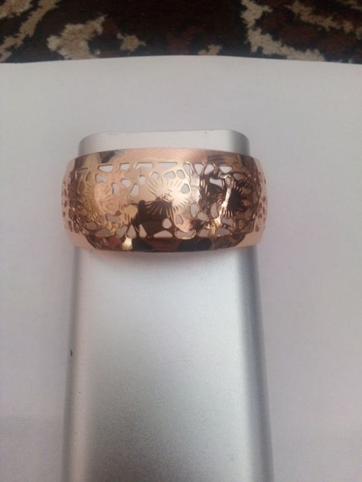 Продам новые браслеты