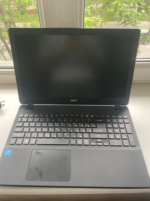 Ноутбук Acer Extensa EX2519-P8V6