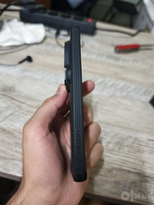 Magic 8 pro Pitaka chexol