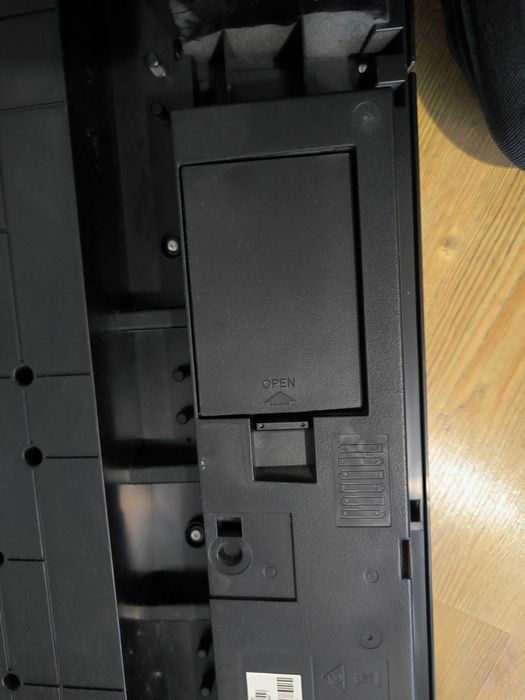 Orgă electronică Yamaha cu 5 octave.