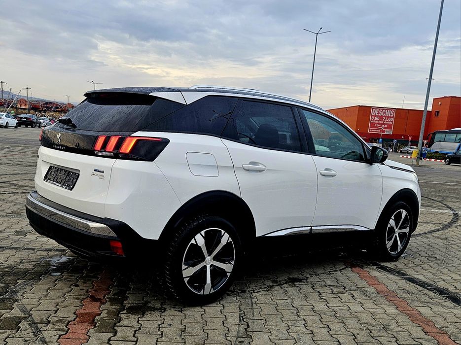 Peugeot 3008 2017 benzină, 8.803 € — imagine 2