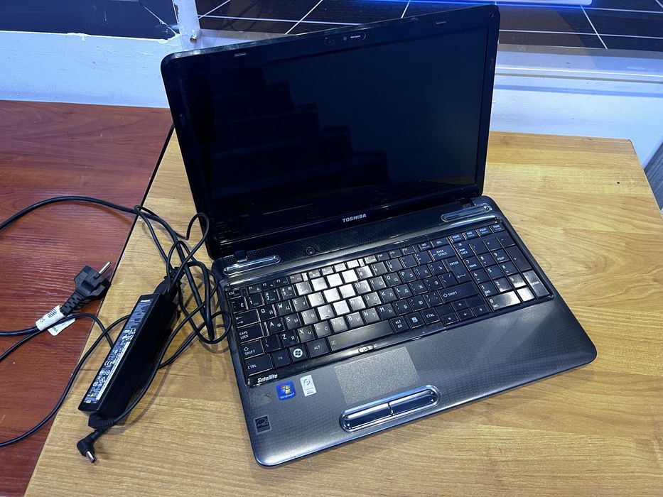 Ноутбук офисный Toshiba