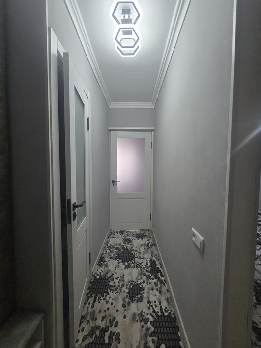 Zudlik bilan frunze massifda 1 xona 2xona qilingan kvartira ijaraga be