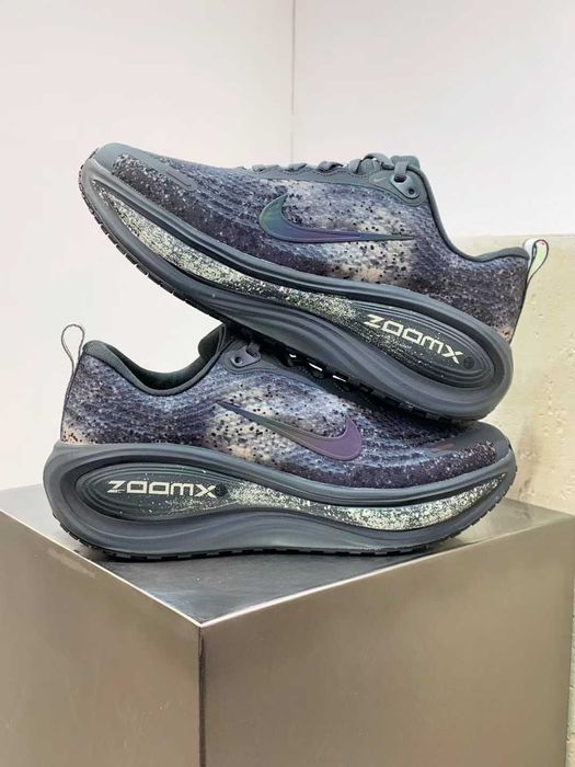 Продавам нови мъжки маратонки Nike Vomero plus Anthracite/Oatmeal/Volt/Black