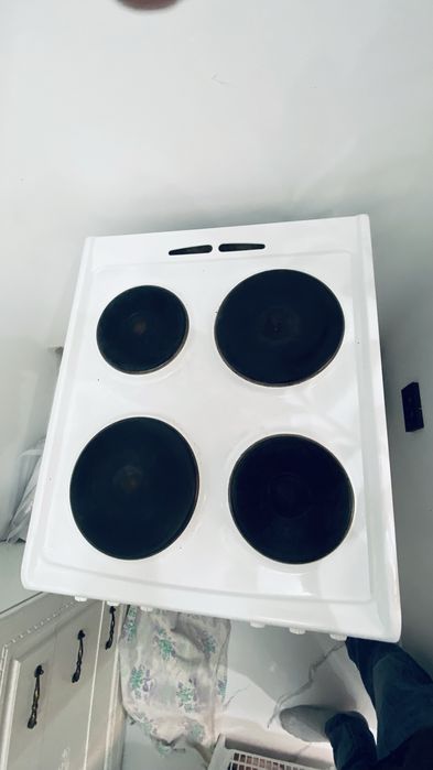 Продается плита 4 комфортки