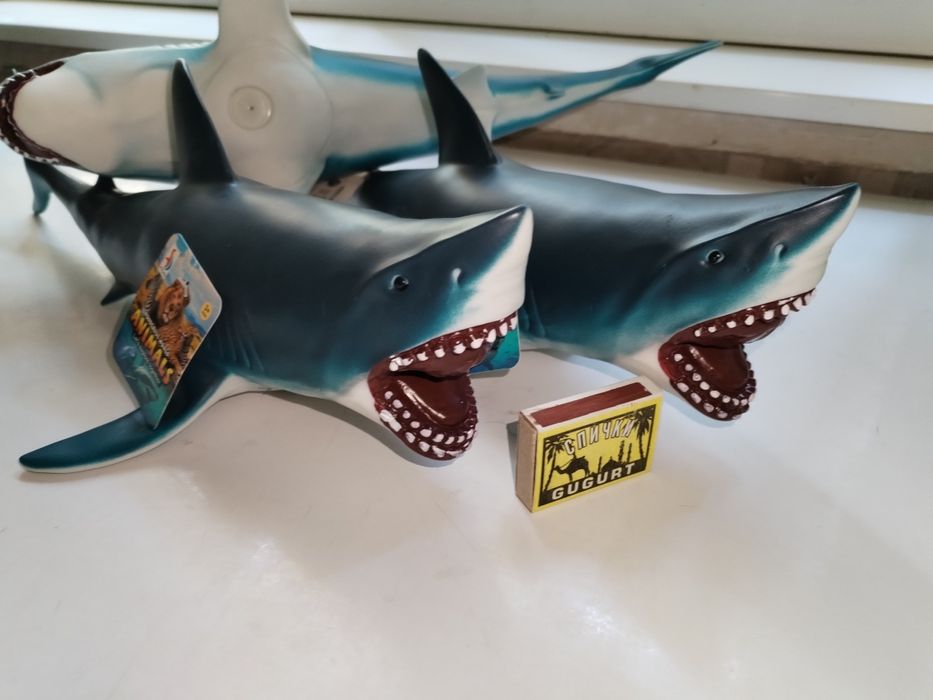 Питкин, Акула, Машинки трейлер маквин с инерционым движением. Новые