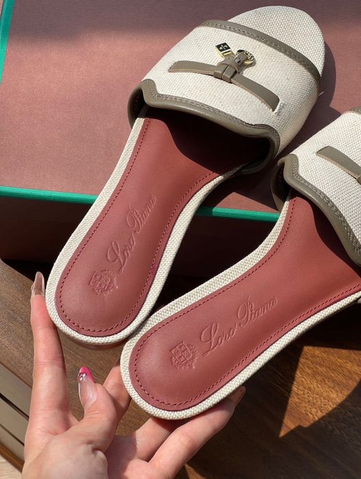 Loro Piana дамски чехли
