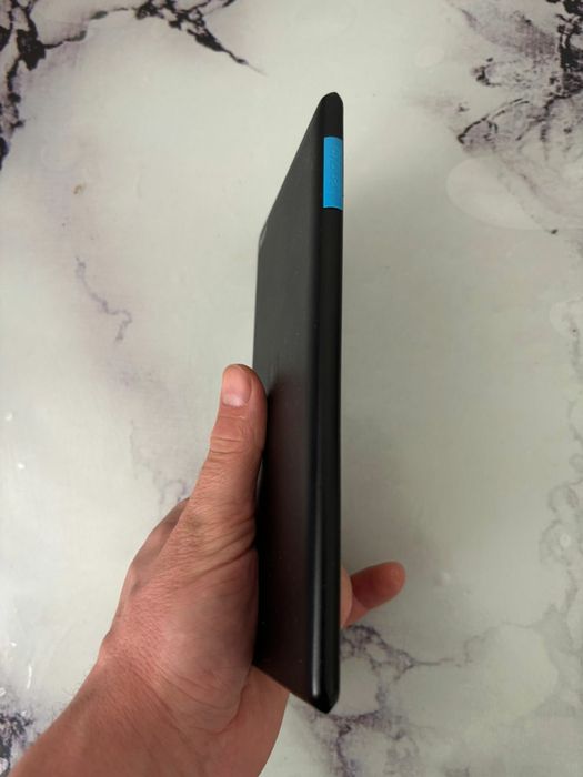 Продам планшет планшетный компьютер lenovo tab7