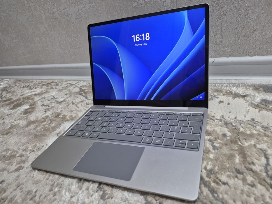 Microsoft surface go