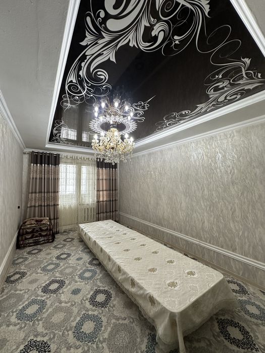 2 etajli Katej 4.5 sotix maydonda joylashgan