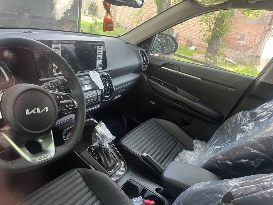 Kia Sonet 2025 — 4