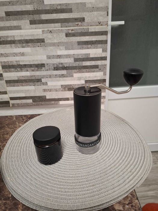 Vand rasnita Comandante, utilizata foarte putin(10 zile)