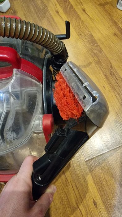 Екстрактор Bissel Spotclean Pro