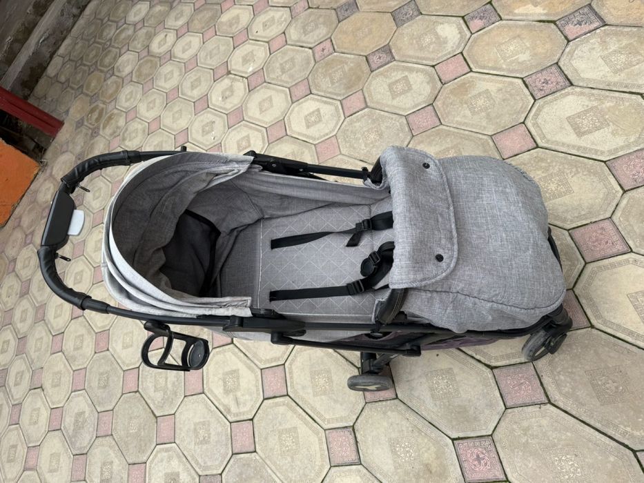 Продается детская коляска