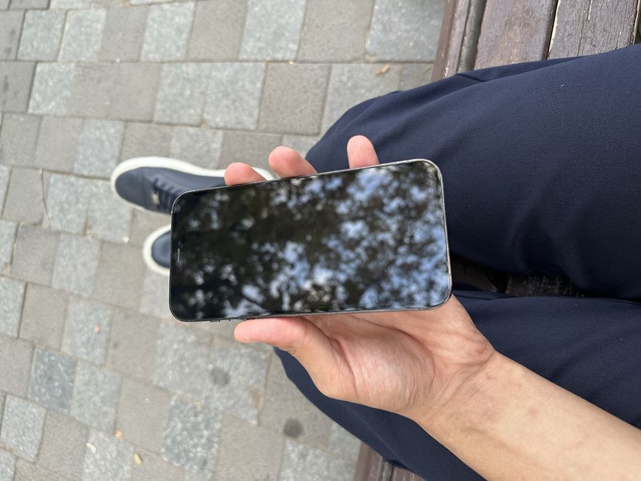 iPhone 12 pro 128