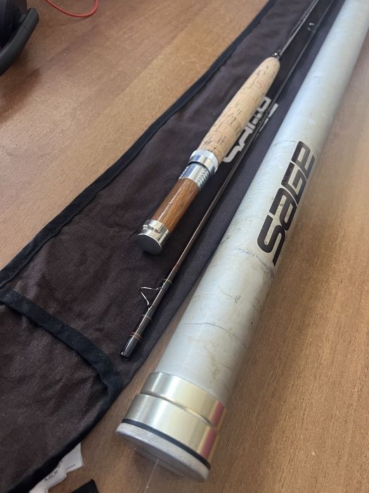 Мухарка  SAGE GFL 490, 9 фута , две секции. Клас 4