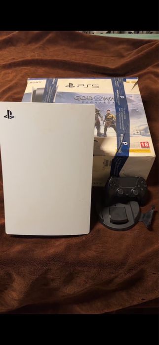SONY Playstation 5 Disc FAT, 825GB SSD + Joc God of War Ragnarok, Consola de jocuri PS5, C-Chassis