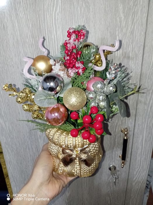 Янги йил учун композиция.Нархи 100 минг