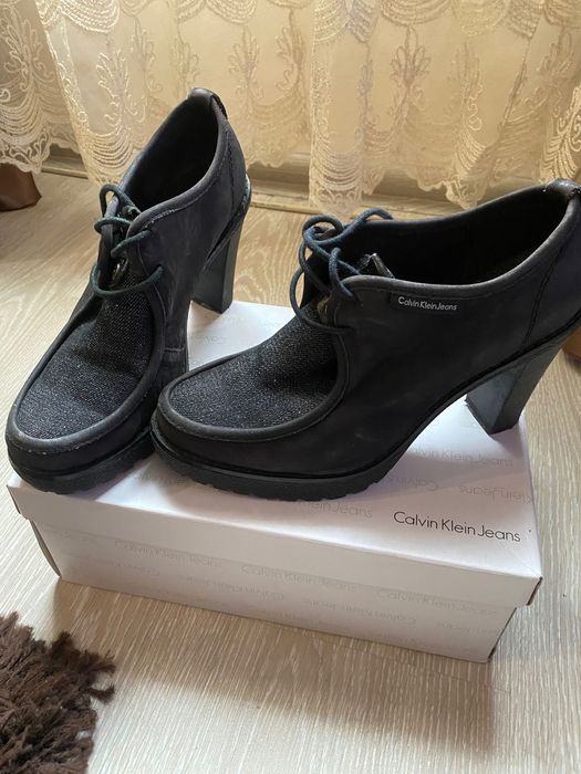 Оригинални обувки Calvin Klein 37