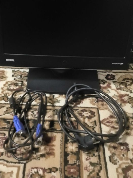 Монитор BenQ                       .