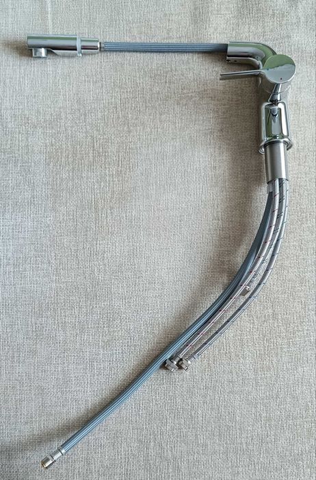 Смесител за мивка с изтеглящ се механизъм. Нов.