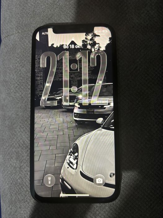Продам IPhone 12  128 гиг память