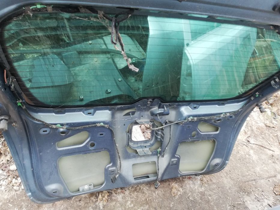 Заден капак за сеат алтея 2004година