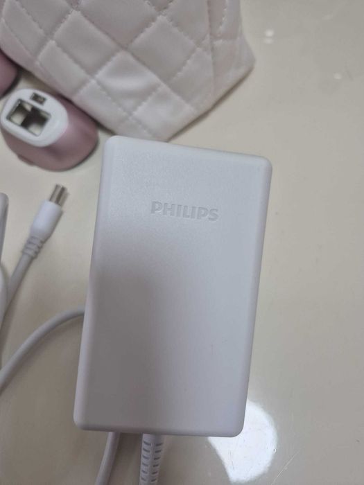 Epilator IPL Philips cu SkinAl exclusive