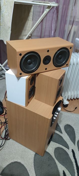 Sistem audio Genius 5.1( configurație 3.1)+Dvd Seg