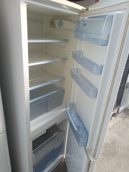 Frigider arctic 240l frigider 2 uși funcțional