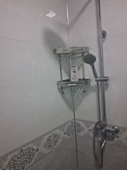 Аренда  Мирзоулугбекский район  Сельхоз   3 ком.квартира.