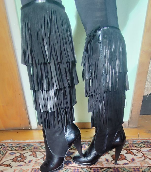 Ботуши естествена кожа и с ресни