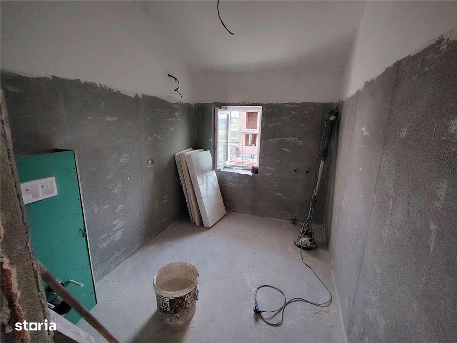 Duplex 4 Camere - Dormitor La Parter - Bucatarie Inchisa