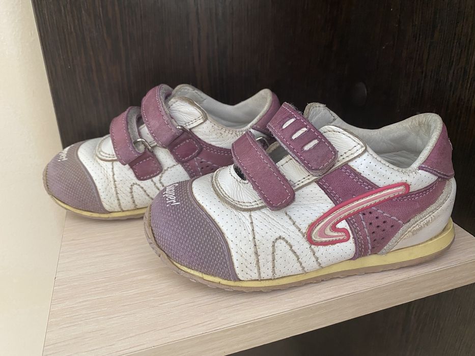 Обувь детская кроссовки размер 21