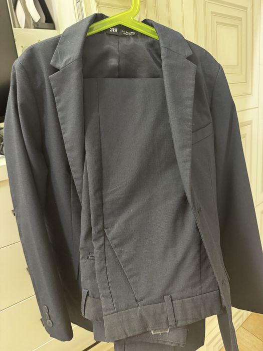 Costum elegant baieti Zara- 10 ani