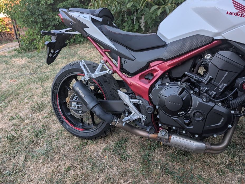 Honda CB750 Hornet 2024 | 17.000 km | QS UP/DOWN | Shark | Anvelope noi| Posibilitate înscriere ca A2