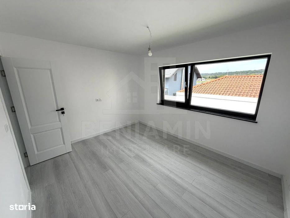 Casa moderna - 4 dormitoare - 2026 - toate utilitatile - Ford