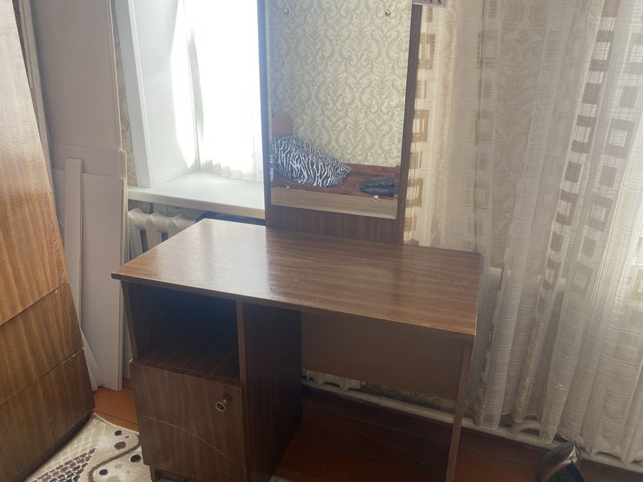 Шкафтар сатылады  усталган  сынбаган