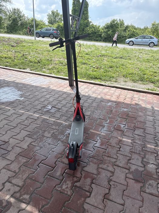 Trotineta electrica ninebot