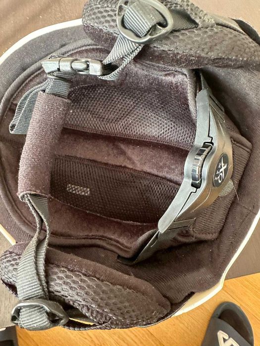 Casca schi alba marime 59-62