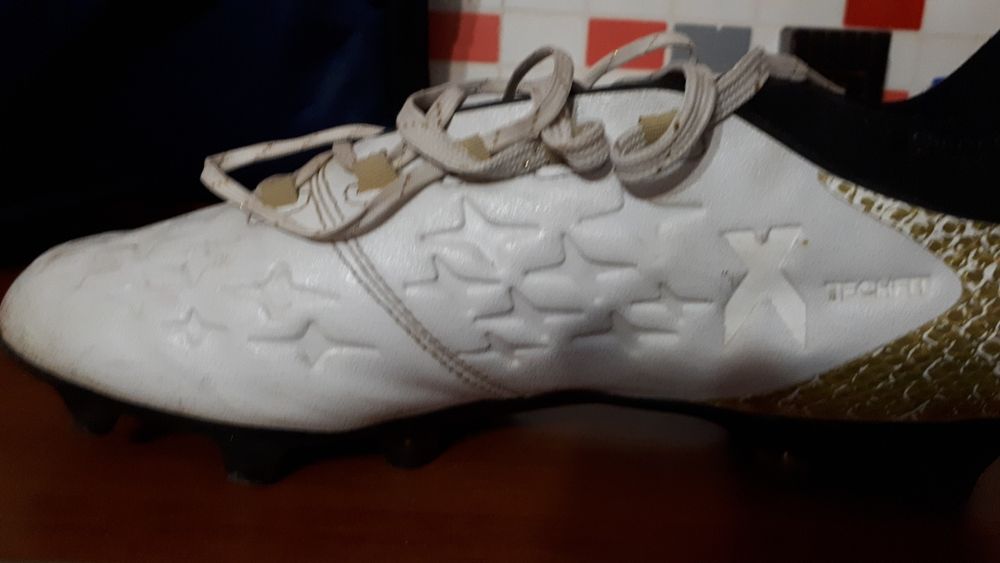 Продам бутсы проф. ADIDAS