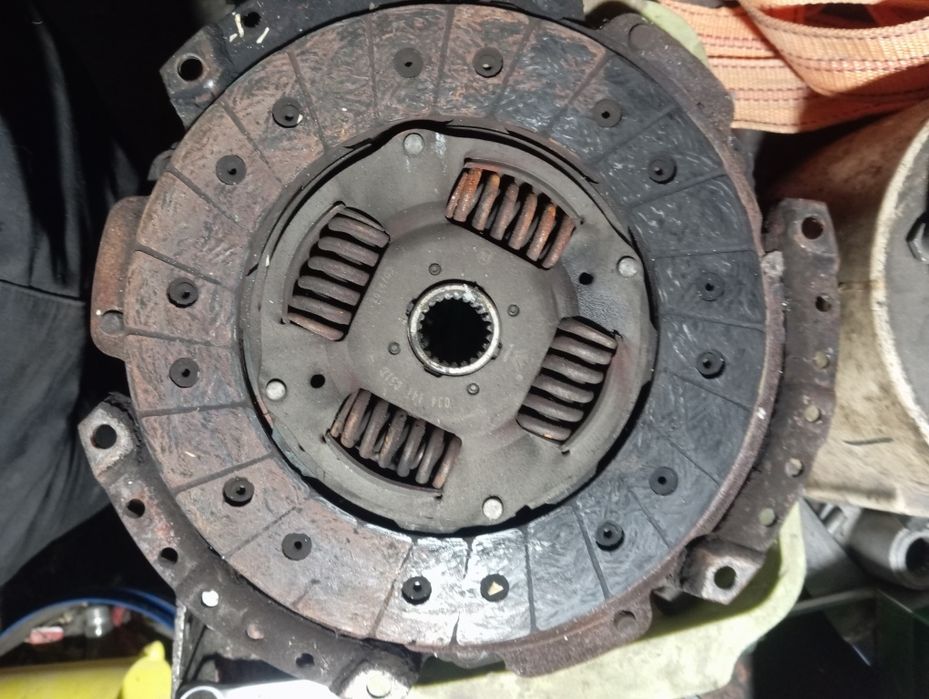 Маховик вместе с корзиной