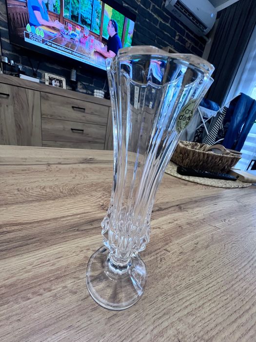 Красива малка , кристална ваза