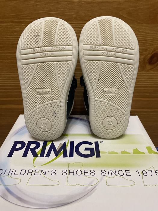 Маратонки Primigi размер 23