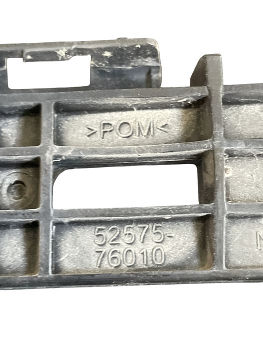 Suport bara dreapta spate Lexus CT 200h 2012 cod 5257576010