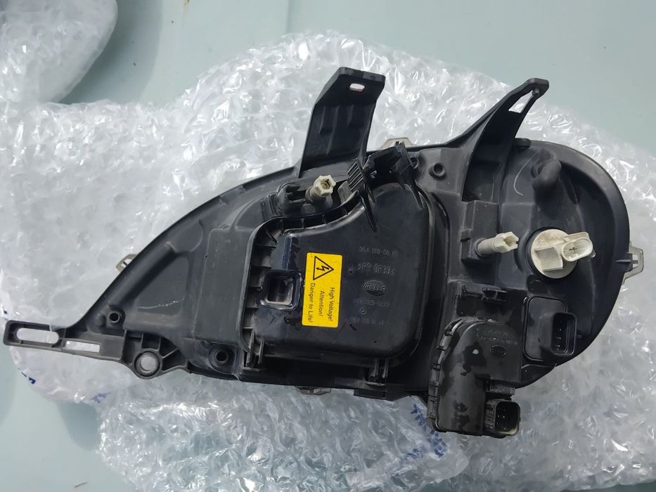 Ксенон HELLA фарове за Mercedes ML55 AMG W163